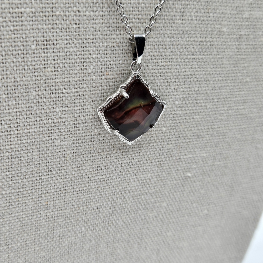 KENDRA SCOTT Davie Pendant Silver Tone Iridescent Dichroic Glass Bronze - Picture 5 of 7